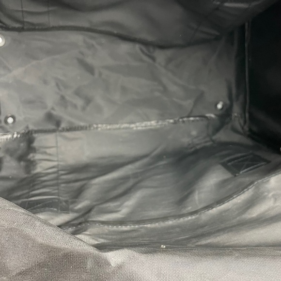 Vintage DARE Duffle Bag Large Sized Shoulder Strap Embroidered Logo Zipper Close - Picture 11 of 16